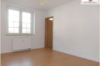 Wohnung mieten in Lunzenauer Straße 42, 09322 Penig, Sonnig, ruhig, sehr geräumiger Grundriss: freundliche 2-Zi.-Whg. mit großem Mietergarten