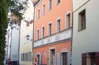 Wohnung mieten in Auergasse, 93047 Innenstadt, Reizvolle DG-Wohnung im Einzeldenkmal, möbliert, befristet
