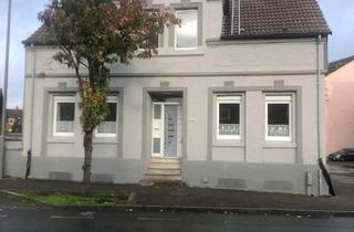 Wohnung mieten in Hochlarmarkstraße 110, 45661 Recklinghausen, Gepflegte 4-Zimmer Wohnung im 1. OG in Recklinghausen