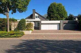 Einfamilienhaus kaufen in 46535 Dinslaken, Freistehendes Einfamilienhaus in Premiumlage mit Raum für Ihre Wohnideen in Dinslaken-Eppinghoven
