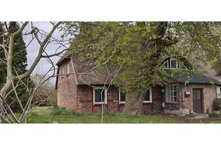 Haus kaufen in 17498 Mesekenhagen, Idyllisches Reetdachhaus-Ensemble mit großem Grundstück in Ostseenähe 9 km von Uni.-Stadt Greifswald