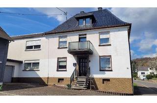 Haus kaufen in 55758 Bruchweiler, Freistehendes Ein- bis Zweifamilienhaus mit Garage und großem Garten