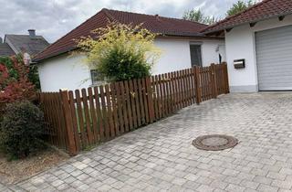 Haus mieten in Kreuzfeld, 94330 Aiterhofen, Charmanter Bungalow mit großem Garten