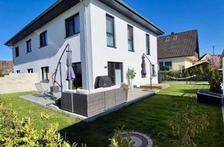 Haus mieten in Gartenweg 3a, 86497 Horgau, Top-moderne, Niedrigenergie-DHH in Horgau, EBK, 5,5 Zimmer (Augsburg Land)