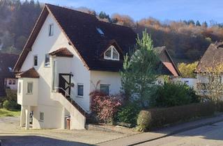 Einfamilienhaus kaufen in 74545 Michelfeld, Michelfeld - Freistehende Einfamilienhaus mit 6 Zimmern ( 2 Wohneinheiten )