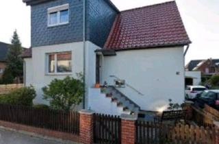 Haus kaufen in 38554 Weyhausen, Weyhausen - Gepflegtes Haus mit 2 Wohnungen und großem Grundstück.