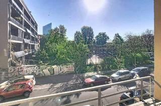 Wohnung kaufen in Richardplatz, 12055 Berlin, Berlin - Altbaujuwel wartet auf Ihren Schliff