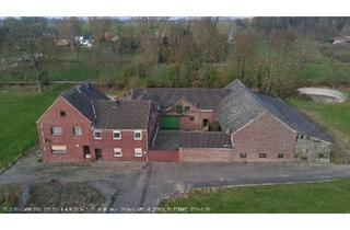 Bauernhaus kaufen in 41366 Schwalmtal, Schwalmtal - Bauernhof inkl. 2 Wohnhäusern, Kuhstall und großer Scheune