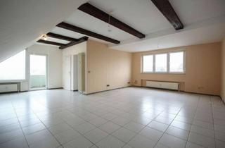 Wohnung kaufen in 65468 Trebur, Renovierungsbedürftige, helle 3 Zimmer Wohnung mit Balkon in Astheim