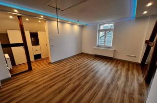 Wohnung kaufen in Ludwigsluster Straße 24, 19306 Neustadt-Glewe, Schöne 3-Zimmer Wohnung mit Carport und Garten -provisionsfrei!