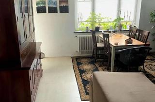 Wohnung kaufen in Brunswiker Straße / Blocksberg, 24103 Damperhof, 3-Zimmer Wohnung mit PKW-Stellplatz Kiel-Damperhof