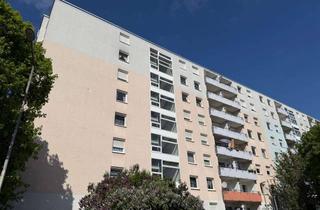 Wohnung kaufen in 79114 Weingarten, Gepflegte 2-Zimmer-Wohnung im 2. OG mit Balkon in Freiburg-Weingarten - Leerstehend