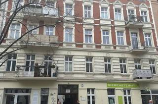 Wohnung kaufen in Florapromenade, 13187 Pankow, 2,5-Zimmer Wohnung mit Balkon in Berlin-Pankow