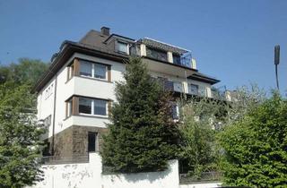 Wohnung mieten in 57072 Siegen, Exklusives Wohnen im Dachgeschoss einer stilvollen Stadtvilla mit Balkon