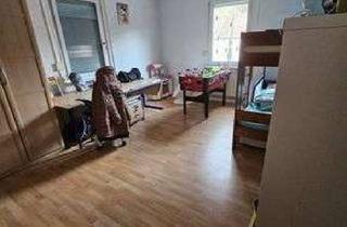 Wohnung mieten in Tösstraße, 78713 Schramberg, 4-Zimmer-Wohnung mit Einbauküche und kleinem Balkon im 1. OG in Schramberg