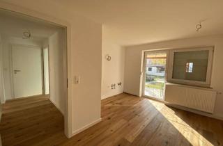 Wohnung mieten in Kolpingstraße 11, 84130 Dingolfing, Helle 2,5-Zimmer Wohnung mit Terrasse und Garten in Dingolfing