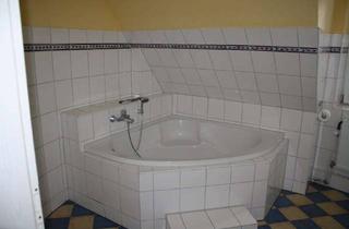 Wohnung mieten in Kleine Paaschburg 16, 25524 Itzehoe, 2+1 Zi. Wohnung auf zwei Ebenen in Itzehoe-City: 61m² + 42m² Dachstudio, ab 1.07.26