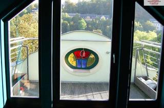 Wohnung mieten in Rathausplatz, 09456 Annaberg-Buchholz, Höchster Komfort – Balkon mit toller Aussicht – 2-Raum-Dachgeschosswohnung – Annaberg OT Buchholz!