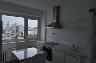 Wohnung mieten in Poststraße, 38440 Wolfsburg, Gute Aussichten: 2-Zimmer mit Balkon im Herzen von Wolfsburg
