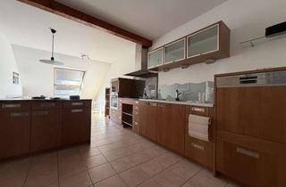 Wohnung mieten in 91334 Hemhofen, Moderne 2,5-Zimmer-Wohnung mit Spitzboden