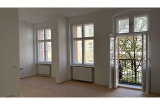 Wohnung mieten in Ebersstraße 65, 10827 Schöneberg, Sanierte Altbauwohnung mit 2 Zimmern und offener Küche in Schöneberg