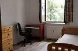 Wohnung mieten in 33689 Sennestadt, Möbliertes WG-Zimmer in Sennestadt mit Balkon, großem Garten & Internet inkl.