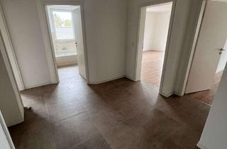 Wohnung mieten in Bertha-Von-Suttner-Str. 34, 17493 Ladebow, Moderne Elegante 3-Zimmer-Wohnung im 2. OG mit Balkon in Greifswald-Ladebow