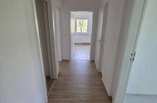 Wohnung mieten in Sächsische Straße, 06749 Bitterfeld-Wolfen, Frisch sanierte 2-WE Erdgeschosswohnung