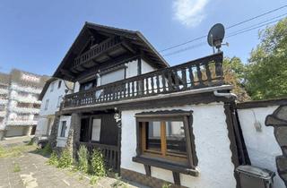 Einfamilienhaus kaufen in 56588 Waldbreitbach, renovierungsbedürftiges Einfamilienhaus mit Garage in zentraler Ortslage