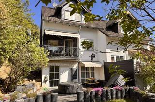 Doppelhaushälfte kaufen in 65307 Bad Schwalbach, EINFAMILIEN-DOPPELHAUSHÄLFTE - AM ENDE EINER SACKGASSE - MIT SCHÖNEM GARTEN UND GARAGE