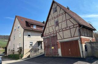 Haus kaufen in 71384 Weinstadt, Ein Haus für Macher in Weinstadt-StrümpfelbachHandwerkerhaus mit Scheune und Bauplatz