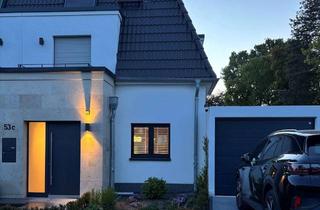 Doppelhaushälfte kaufen in Leuchtenberger Kirchweg 53c, 40474 Lohausen, Stilvoller Neubau in begehrter Villenlage am Rhein – exklusive Doppelhaushälfte