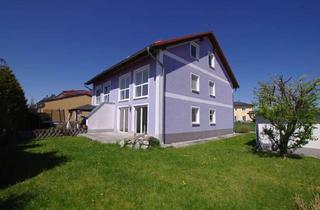 Doppelhaushälfte kaufen in 93142 Maxhütte-Haidhof, | Leben in schöner Lage| Gepflegte Doppelhaushälfte mit Garten, Garage und Ausbaureserve