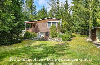 Haus kaufen in 07929 Saalburg-Ebersdorf, Ruhig gelegenes Ferienhaus mit Bootssteg (A1712)