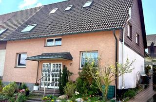 Doppelhaushälfte kaufen in 59759 Arnsberg, Doppelhaushälfte mit viel Potenzial in beliebter Lage von Arnsberg-Hüsten