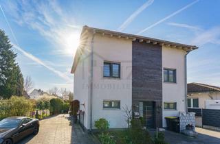 Villa kaufen in 44625 Holsterhausen, Exklusive Stadtvilla in einzigartiger Lage am Schmiedesbach – energieeffizient & hochwertig