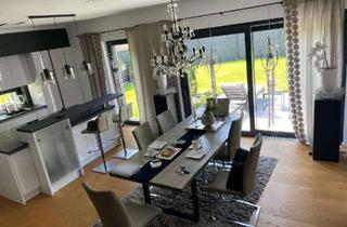 Einfamilienhaus kaufen in 95643 Tirschenreuth, Kubus - Einfamilienhaus mit großer 4-fach Garage und kleiner Werkstatt in Tirschenreuth