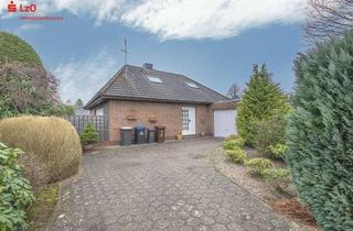 Haus kaufen in 26340 Zetel, Schöner Walmdachbungalow in ruhiger Siedlung