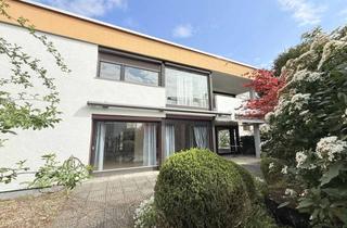 Haus kaufen in 73733 Esslingen, Eigenheim mit Einliegerwohnung in schöner Halbhöhenlage