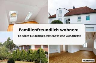 Haus kaufen in Ostrauer Berg XXXX, 01814 Bad Schandau, Großzügiges Mehrgenerationenhaus mit Balkonen, Garage und Carport