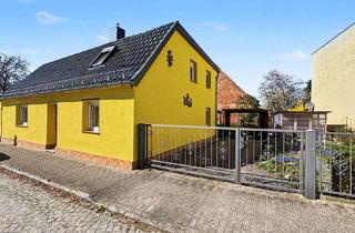 Einfamilienhaus kaufen in 04874 Belgern, Klein aber fein: bezugsfreies Einfamilienhaus mit Innenhof, Nebengebäude und Garten in Belgern