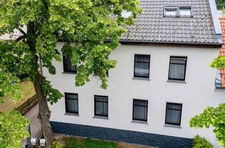 Anlageobjekt in 15562 Rüdersdorf, Voll vermietetes MFH mit ca. 5,9 Prozent Rendite und zusätzlichem Baupotenzial in Rüdersdorf