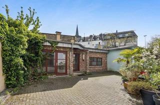 Grundstück zu kaufen in 40549 Heerdt, Im Herzen von Heerdt - potentielles Baugrundstück mit Altbestand