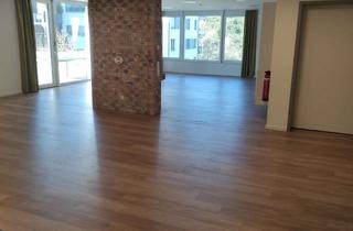 Büro zu mieten in Am Rappenpark, 72250 Freudenstadt, Lichtdurchflutete Praxis-/Büroflächen mit Außenbereich in zentraler Lage
