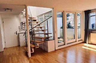 Wohnung kaufen in 40625 Gerresheim, Maisonette- Wohnung mit Garage im Herzen Gerresheims