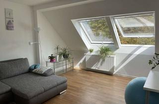 Wohnung mieten in Hardtstrasse 57, 40629 Grafenberg, Top-DG-Wohnung in Grafenberg mit EBK und Hobbyraum