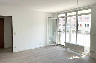 Wohnung mieten in Lion-Feuchtwanger-Straße 23, 39120 Leipziger Str., freundliche 3-Zimmer-Wohnung mit Einbauküche und Balkon in Magdeburg