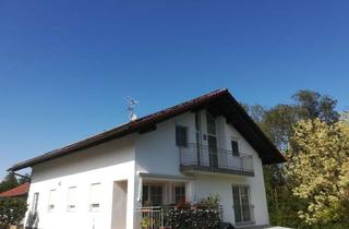 Wohnung mieten in Wiesen, 94081 Fürstenzell, Gepflegte Wohnung mit fünf Zimmern sowie Balkon und Einbauküche in Fürstenzell