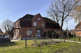 Wohnung mieten in 23738 Lensahn, Altbau trifft Wohntraum - Großzügige 160 m² Maisonettewohnung mit Dachterrasse in Ostseenähe