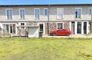 Wohnung mieten in Löhmer Dorfstraße 35b, 16356 Werneuchen, 4-Zimmerwohnung, Gartenterrasse, direkt am See, privater Hofraum